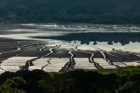 View of a crater lake during dry season in Queen Elizabeth National Park, Ugandaの写真素材