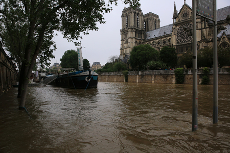 Seine river flood in Paris on june 02, 2016 in Paris, France. The rising waters of the Seine overflowed riverbanks, roads and rail tracks across Parisのeditorial素材