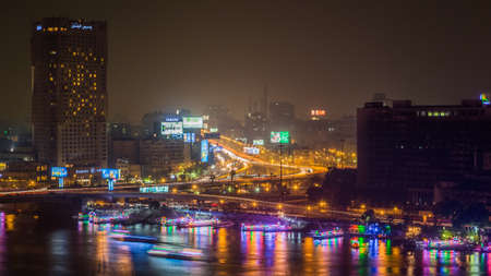 Aerial view of the city of Cairo along the Nile riverのeditorial素材