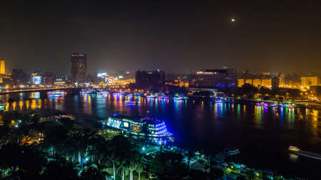Aerial view of the city of Cairo along the Nile riverのeditorial素材