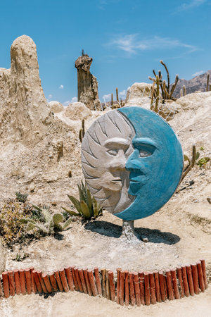 Moon and Sun sign at Valle de la Luna, or Killa Qhichwa (Moon Valley). La Paz, Boliviaの写真素材
