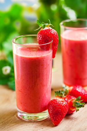 Strawberry shakes, outdoorの写真素材