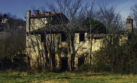 abbandoned houseの写真素材