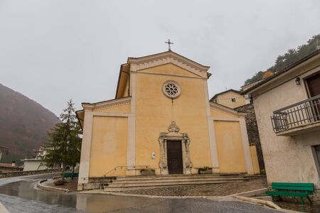 Villetta Barrea, Abruzzo, Italy. 13 October 2017. Photographic documentation of the church of S. Maria Assuntaの写真素材