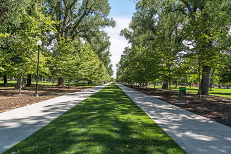 Walkways at the public Liberty Park in Salt Lake City, Utah.のeditorial素材