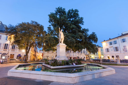 night time view of Statue of Antonin, a Roman emperor, Nimes Franceのeditorial素材