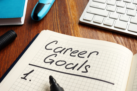 Career goals handwritten on a page of note.の写真素材