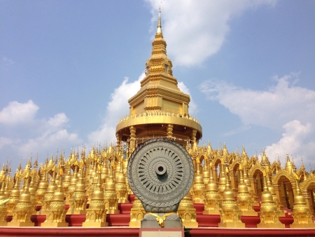 thai pagodaの素材