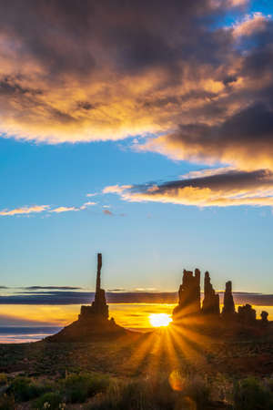 Totem Pole at Sunrise in Monument Valleyの写真素材