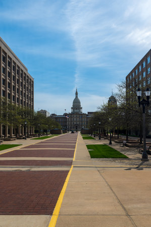 Walkway to the Michigan State Capitol Building with Copy-Spaceの写真素材