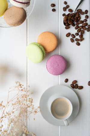 Flat lay macarons on the wooden tableの写真素材