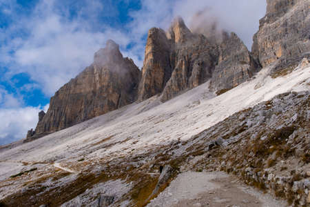 Beautiful landscape view at Rifugio Auronzo Dolomite Italy.の素材 [FY310152617124]