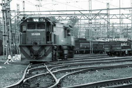 Locomitve moving towards