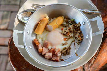 Egg pan (Thai breakfast style)