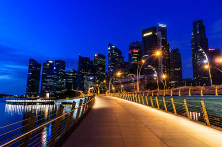 SINGAPORE - NOVEMBER 24, 2016: Downtown Urban landscape of Singapore. Skyline and modern skyscrapers of business district Marina Bay.のeditorial素材