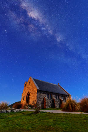 Milky way above the church, lake Tekapo, NZの写真素材