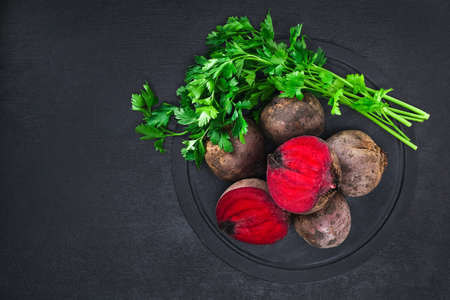 Beets for cooking. Beetroot vegetables on the table. Top view.の写真素材