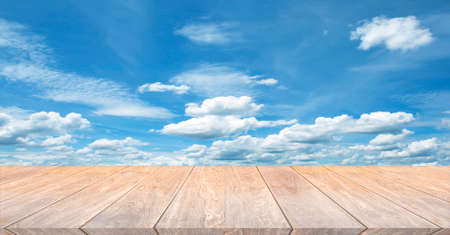 wood skyの写真素材