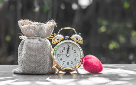 Red heart clock  backgroundの写真素材