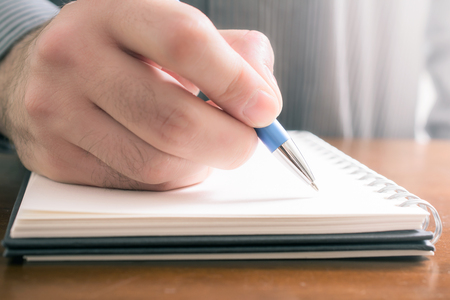 A Dont Forget Concept To Write Important Things Down In A Notepadの写真素材