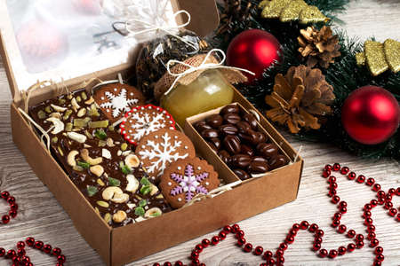 The set of cookies with dark chocolate