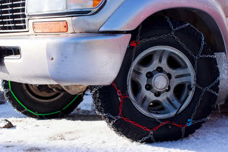 the chains snow for a wheel carの写真素材
