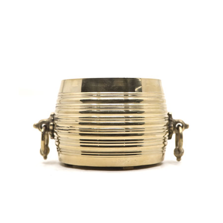 Vintage tin can isolated on a white background, clipping path includedの写真素材