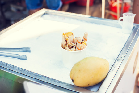 Art of making thai fruit ice cream in the streetの写真素材