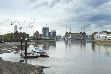 Old building of a thermal power plant in Londonの写真素材