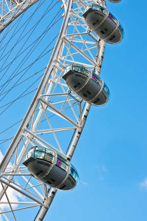 Detail of London Eye. With the diameter of 120 metres and height of 135 metres, it is the highest ferris wheel in Europe.のeditorial素材