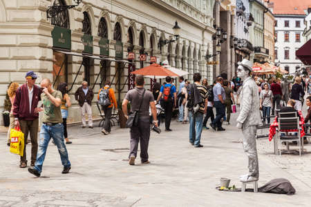 Street mime performer on May 9, 2013 in Bratislava, Slovakia. The city is political, economic and cultural center of Slovakia, seat of president, parliament and goverment.のeditorial素材