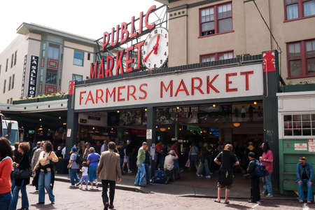 Pike Place Public Market entrance on May 18, 2007 in Seattle  Market opened in 1907 and is one of oldest continually operated public markets in US, with 10 million visitors a year のeditorial素材