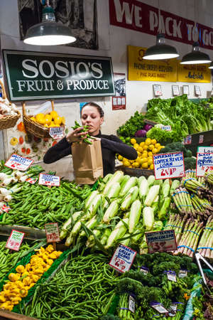 Pike Place Market on May 18, 2007 in Seattle  Market opened in 1907 and is today one of the oldest continually operated public markets in the US, with 10 million visitors annually   のeditorial素材