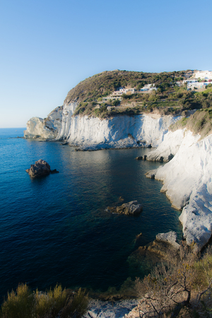 Places to visit: the beautiful sea of ??Ponza Island