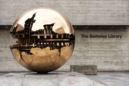 Trinity College, Dublin, Irelandのeditorial素材