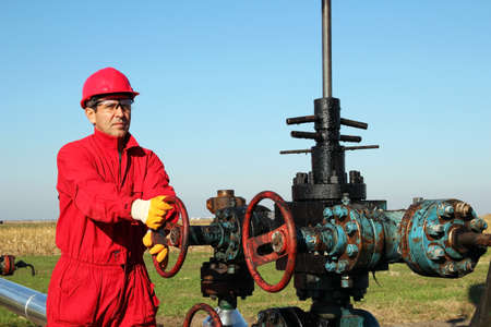 Oil Worker at Drilling Rigの写真素材