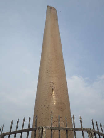 Ashokan Pillar, Feroz Shah Kotla, Delhi, Indiaのeditorial素材