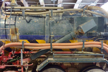 Some kind of tank truck liquid raw material transport vehicle