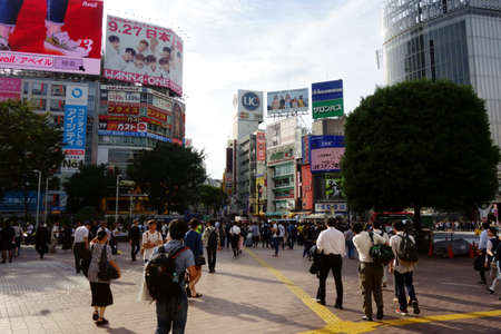 Tokyo Shibuya, Japan-September 19, 2017: In front of Shibuya station, go to the familiar scramble crossing with the station behindのeditorial素材