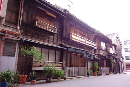 The appearance of downtown Tokyo, a traditional wooden structure that exudes traditional cultureの写真素材