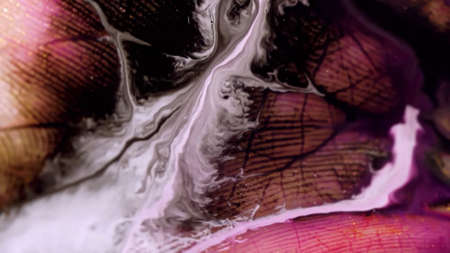 Macro skin, according to the folds of which