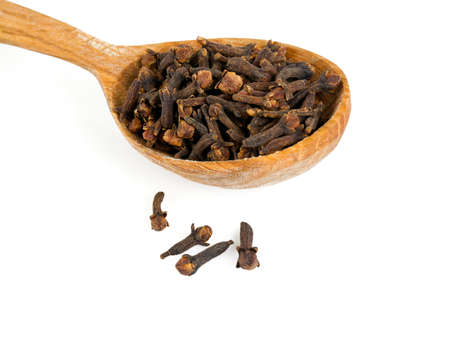 cloves isolated on white backgroundの写真素材