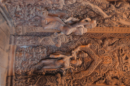 The Intricate and Beautiful Wall Carvings of Ancient Architecture Showcase a Rich Historyの写真素材