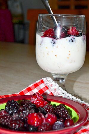 yogurt and berriesの写真素材