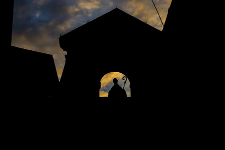 Sculpture silhouette at sunsetの写真素材