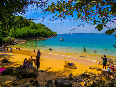 UNAWATUNA, SRI LANKA - DECEMBER 31, 2015: View of the Jungle Beach.のeditorial素材
