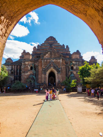 BAGAN, MYANMAR - JANUARY 5, 2018: Entrance door to the Dhammayan Gyi Temple.のeditorial素材