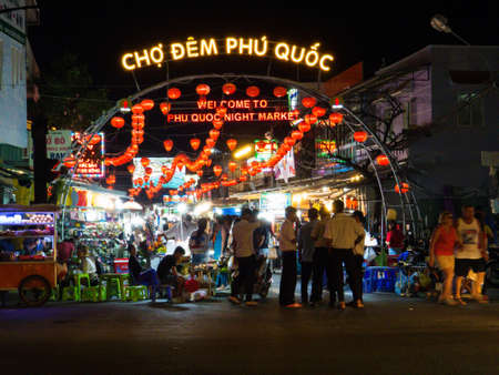 PHU QUOC, VIETNAM - FEBRUARY 5, 2018: The "Phu Quoc Night Market" in Duong Dong.のeditorial素材