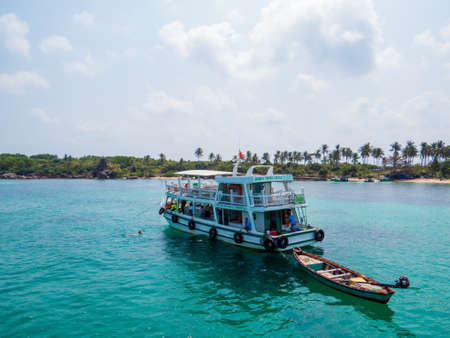 PHU QUOC, VIETNAM - FEBRUARY 9, 2018: View of Fingernail Island (Vietnamese: Mong Tay) in the An Thoi Islands archipelago.のeditorial素材