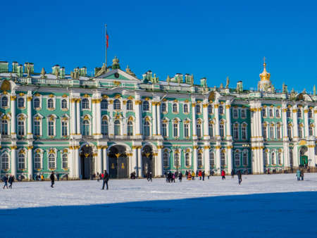 ST. PETERSBURG, RUSSIA - FEBRUARY 21, 2018: View of Palace Square with the Hermitage Museum in the background.のeditorial素材
